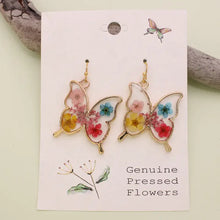 Load image into Gallery viewer, Genuine Pressed Flower Jewelry