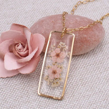 Load image into Gallery viewer, Genuine Pressed Flower Jewelry