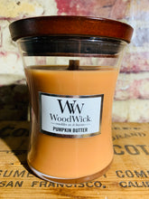 Load image into Gallery viewer, WoodWick Candles