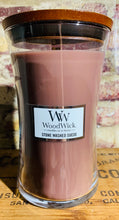 Load image into Gallery viewer, WoodWick Candles