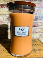 Load image into Gallery viewer, WoodWick Candles