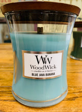 Load image into Gallery viewer, WoodWick Candles